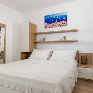 https://apartment-bristol-rijeka.primorje-gorskikotar.com